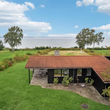 3 Bedroom Gorgeous In Holiday home *