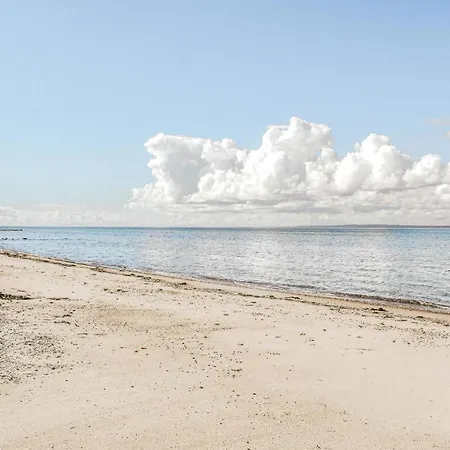 3 Bedroom Gorgeous In Holiday home
