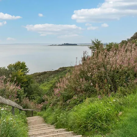 Holiday home 3 Bedroom Gorgeous In