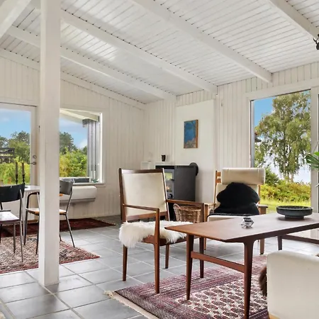 3 Bedroom Gorgeous In Holiday home Knebel