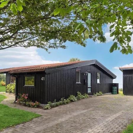 Holiday home 3 Bedroom Gorgeous In
