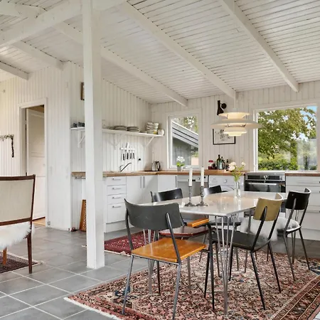 3 Bedroom Gorgeous In Holiday home Knebel