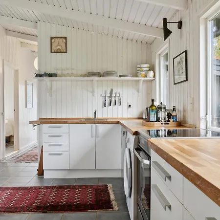 3 Bedroom Gorgeous In * Knebel